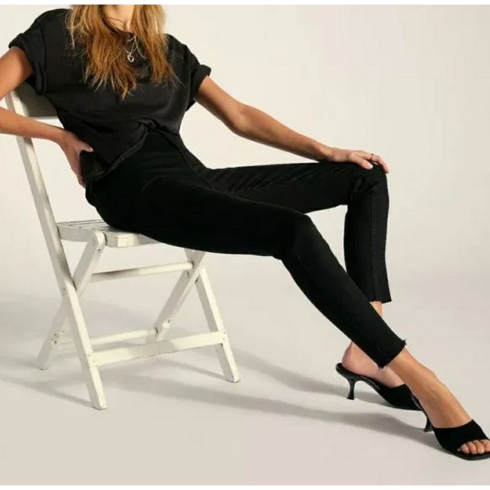 🖤NWT🖤Free People Miles Away Skinny Jeans